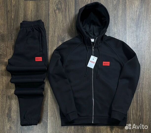 Спортивный костюм