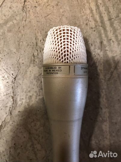 Репортерский микрофон Shure SM63