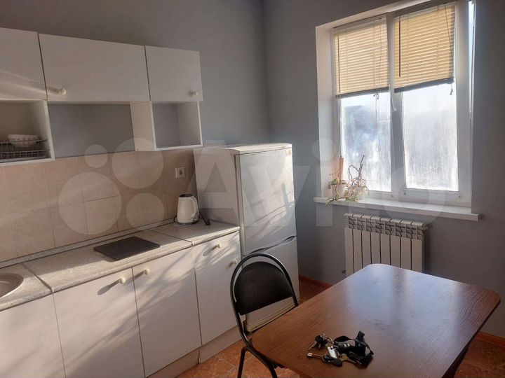 2-к. квартира, 50 м², 3/3 эт.