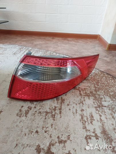 Правый задний фонарь Киа Рио 3