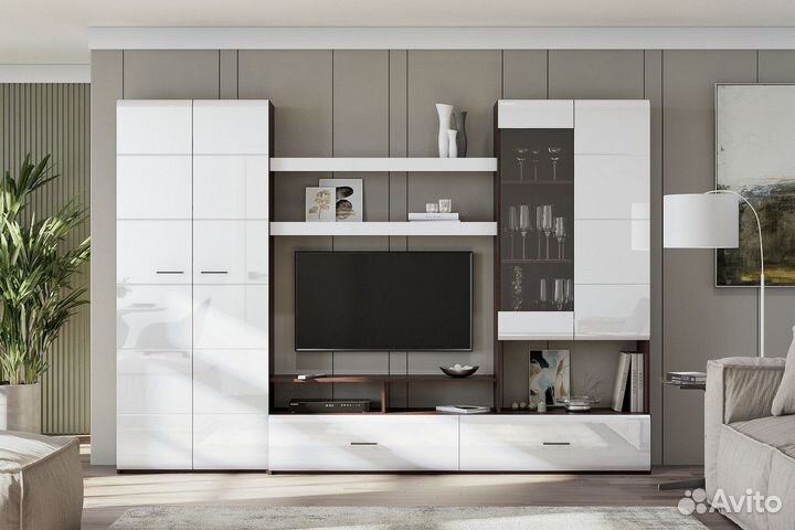 Стенка в гостиную