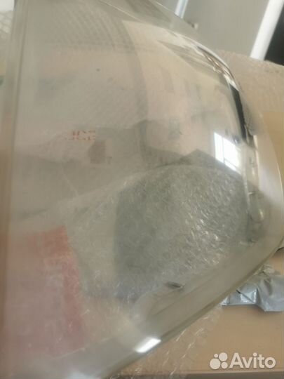 Стекло фары Pajero 4