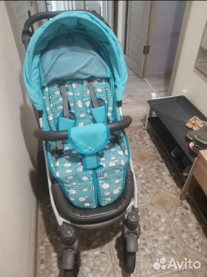 Прогулочная коляска