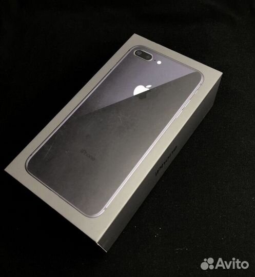 Телефон iPhone8+