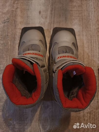 Лыжные ботинки детские 32