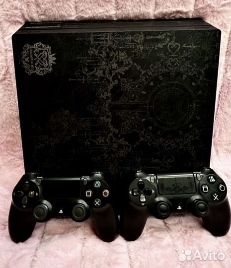 Sony playstation 4 pro с играми + 200 игр