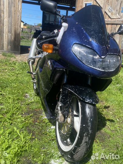 Suzuki TL1000R 2001