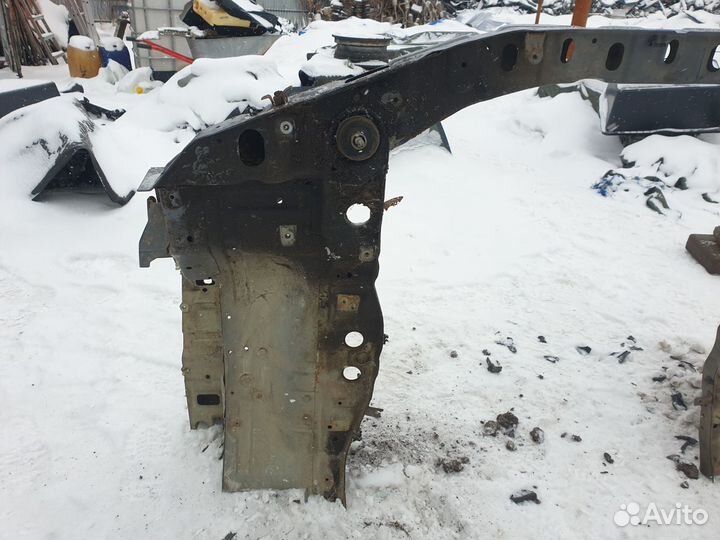 Панель передняя часть кузова Kia Sorento1 Соренто