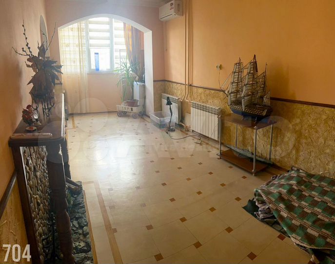 3-к. квартира, 71 м², 2/5 эт.
