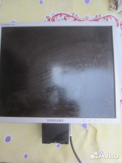 Монитор Samsung 740 N