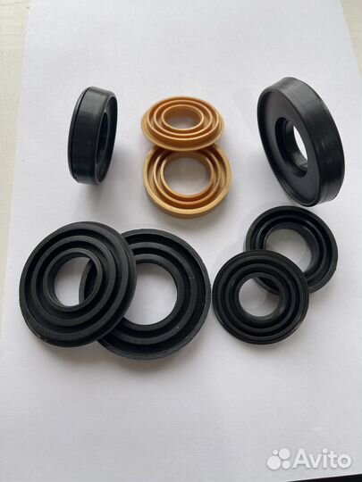 Уплотнения лабиринтные для конвейерного ролика