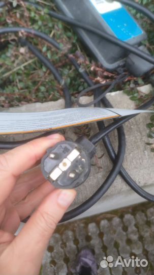 Зарядное устройство для электромобиля