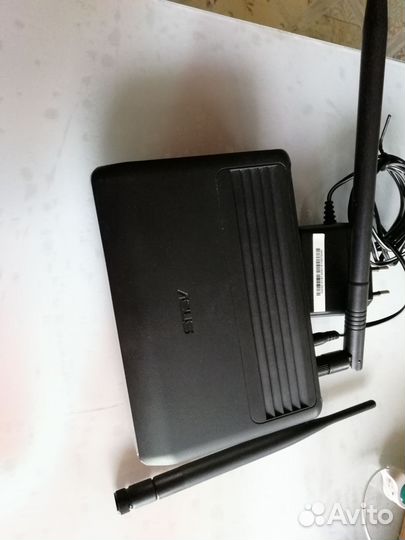 Роутер Asus DSL-N10