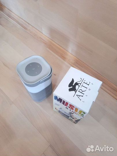 Настольная колонка-лампа Arte Lamp Music