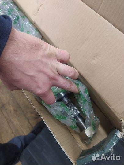 Привод передний правый