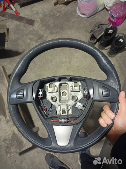 Руль renault logan 2/ sandero 2