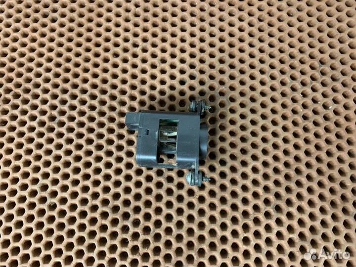 Датчик температуры воздуха салона Hyundai Elantra