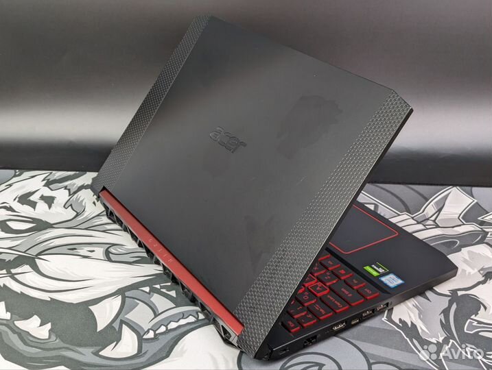 Acer Nitro 5 15 IPS i5-8300H 8GB GTX1050(3) 512SSD