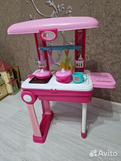 Детская кухня- чемодан