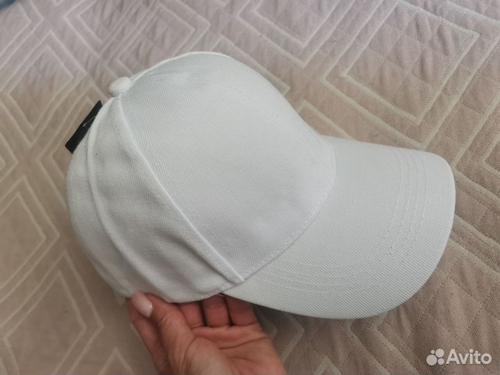 Бейсболки белые