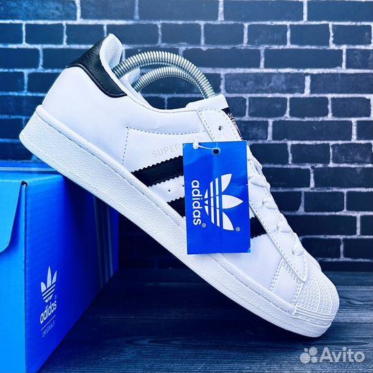 Кроссовки Adidas Superstar