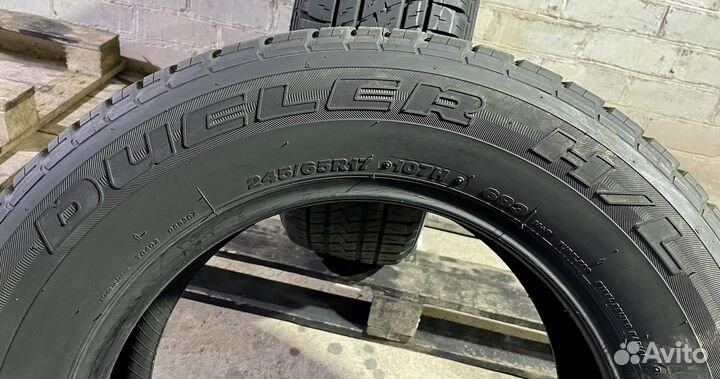 Bridgestone Dueler H/L 245/65 R17