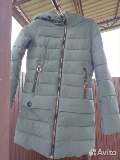 Пуховик женский 42 44
