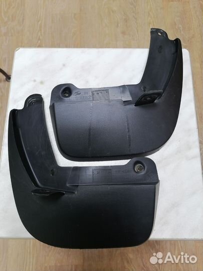 Комплект брызговиков из 4х шт на логан степвей