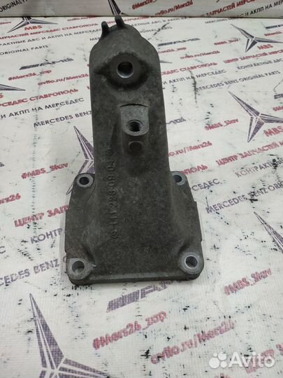 Лапа двигателя m111 Mercedes