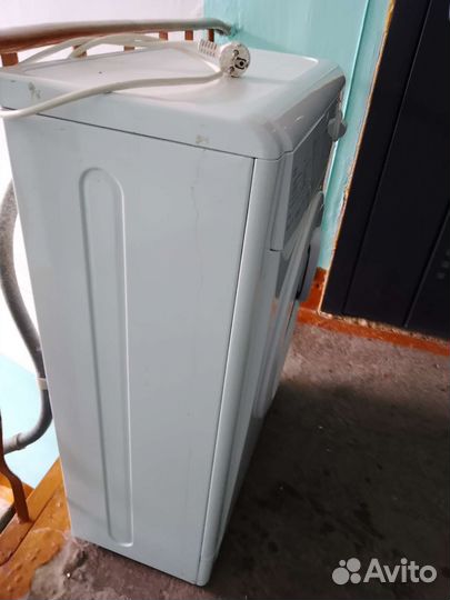 Стиральная машина Indesit WIU 81