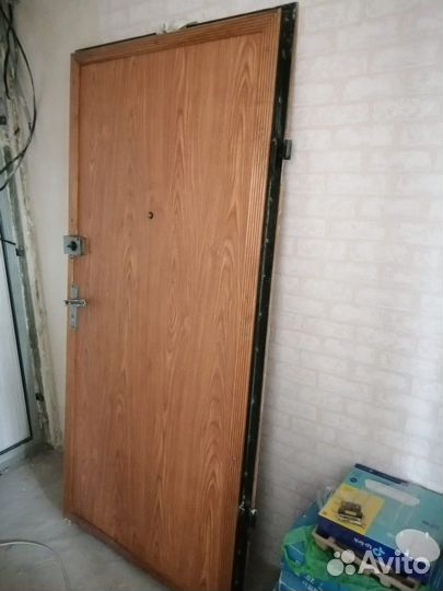 Дверь входная металлическая