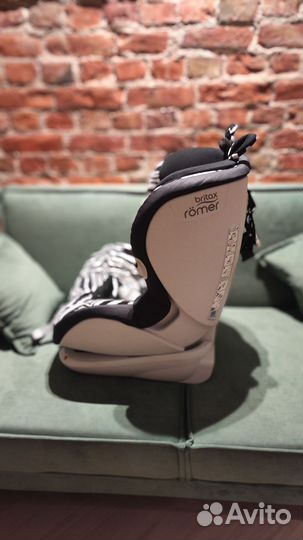 Автокресло britax romer trifix zebra highline