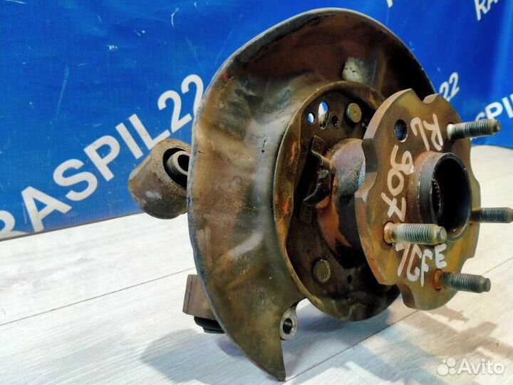 Ступица задняя левая Toyota Mark Ii GX90 1GFE