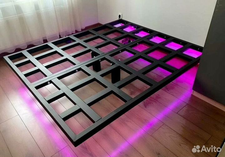 Кровать с парящим эффектом