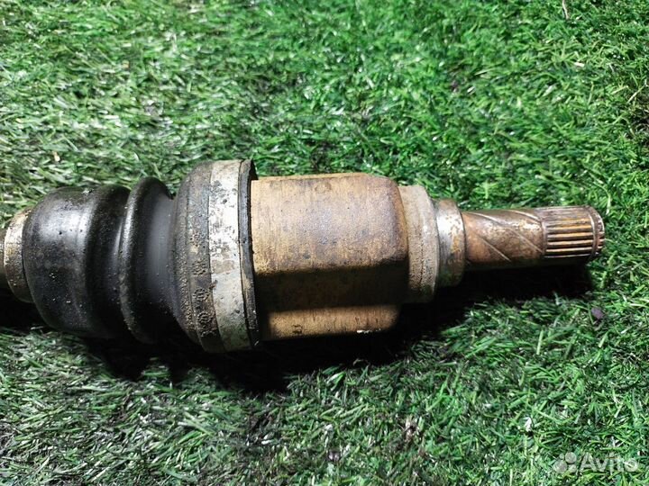 Полуось передняя левая Renault Kangoo 2