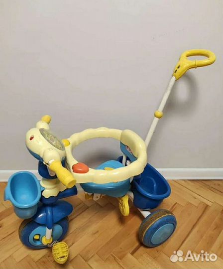 Детский трехколесный велосипед с ручкой и музыкой