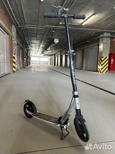 Самокат Roces 200 мм