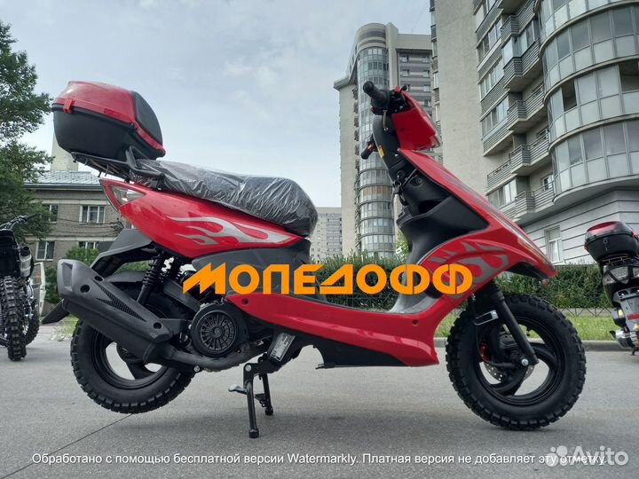 Скутер Corsa с кофром