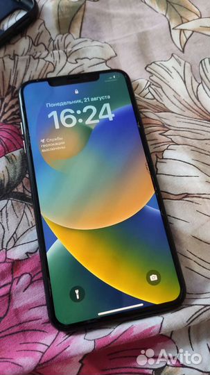Телефон iPhone xs max