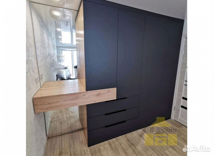 Шкаф стенка