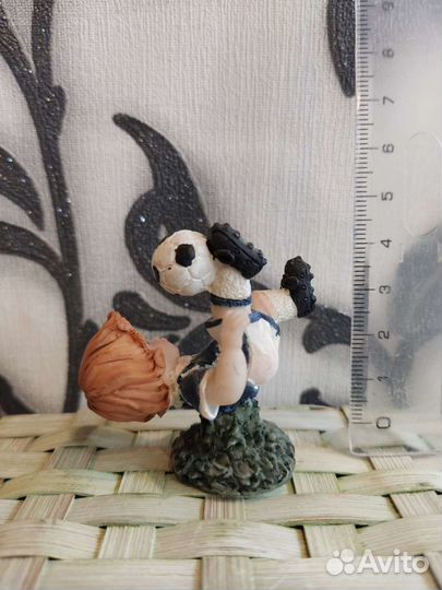 Статуэтки сувениры