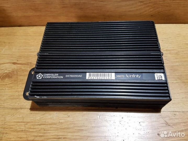 Усилитель акустической системы 04760293AE P0476029