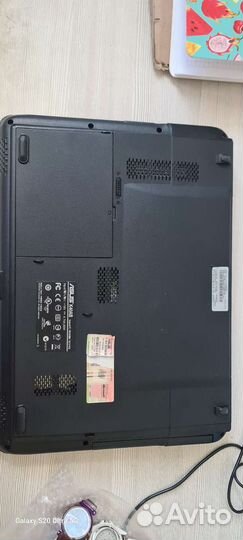 Нетбук asus