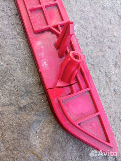 Hyundai Solaris правый катафот в задний бампер