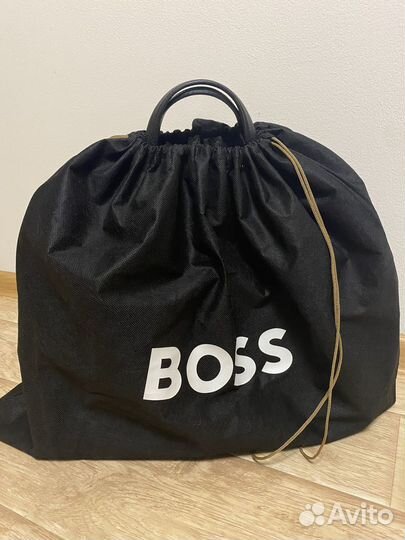 Мужской кожаный портфель boss