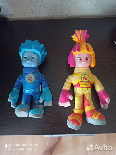 Мягкие игрушки симка и нолик (фиксики)