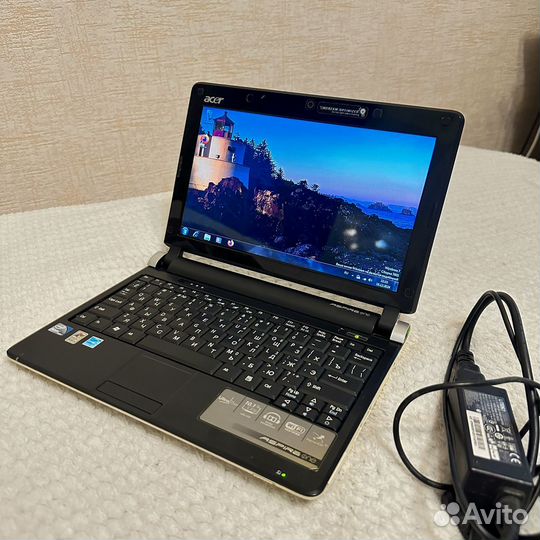 Шустрый нетбук Acer 2GB/Ssd60/Atom