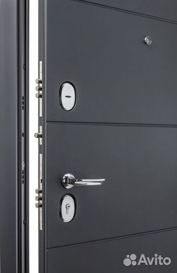 Двери входные Porta S 4.Л22 Graphite Pro/Virgin