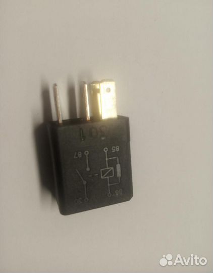 Реле поворотов Opel Corsa C