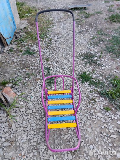 Продаю санки